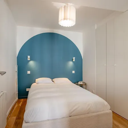 アパート Cozy Faubourg St Martin Retreat パリ