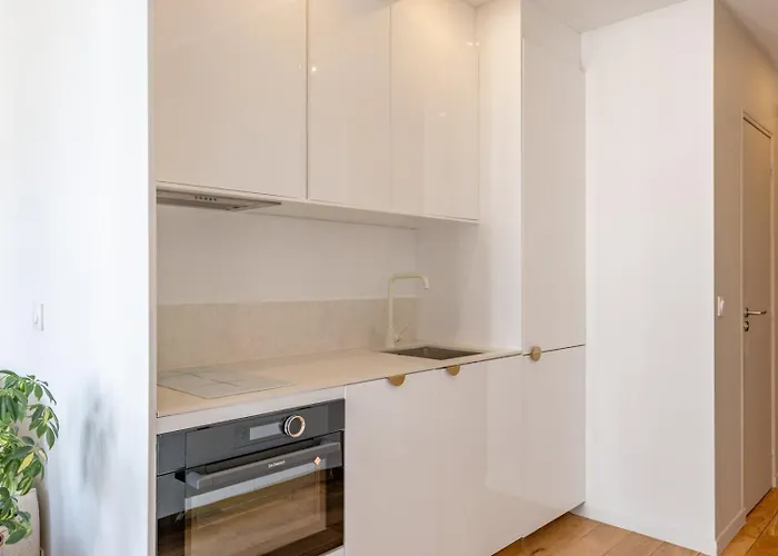 Cozy Faubourg St Martin Retreat Apartamento París