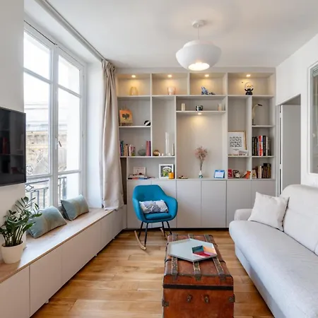 Cozy Faubourg St Martin Retreat Apartment
